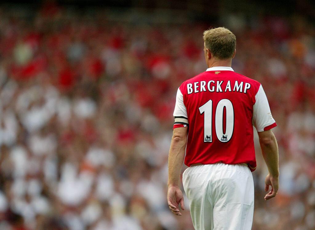 Happy birthday to the Non-Flying Dutchman,Dennis Bergkamp.The one who is responsible for my admiration to the Arsenal 