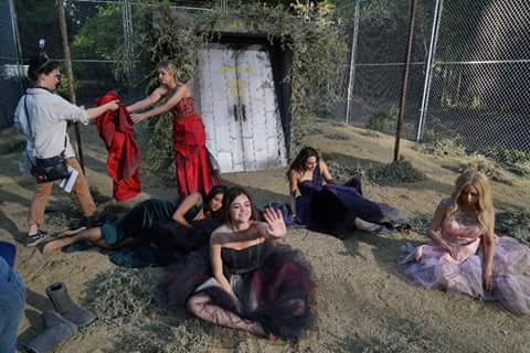 flawlessbuttah's tweet image. TO MORRENDO, preciso ver logo a 6 temp 🙋🙋🙋🙋 #pll2015 #season6 #SummerOfAnswers 😍