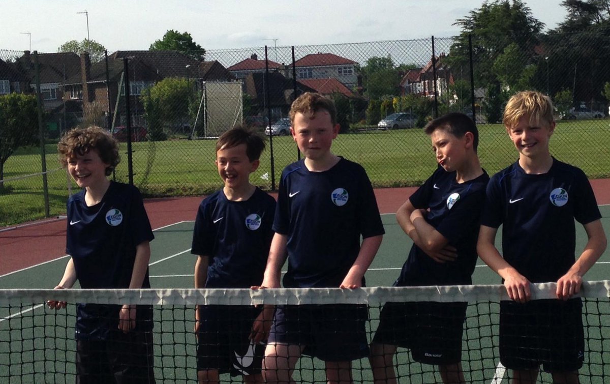 westcliffhard's tweet photo. Now matches to the good in the U12 Aegonโฆwell done to the boys in black! #essex # tennis #smashingaces http://t.co/ASnPbQpdDo