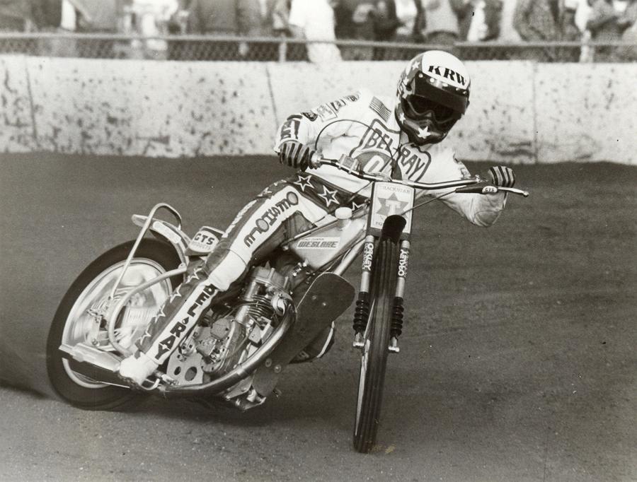 Happy Birthday again to 2 x World Champ Bruce Penhall. Looks like he got his Birthday card from me & Mrs Upright too. 