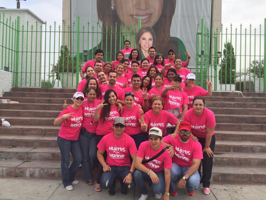 parmendarizp's tweet photo. #mamasconivonne reconozco y valoro el trabajo d las mujeres de este superequipo @alvarez_ivonne @kukistrikis @JOCMAA http://t.co/Lj6DHSKJxn