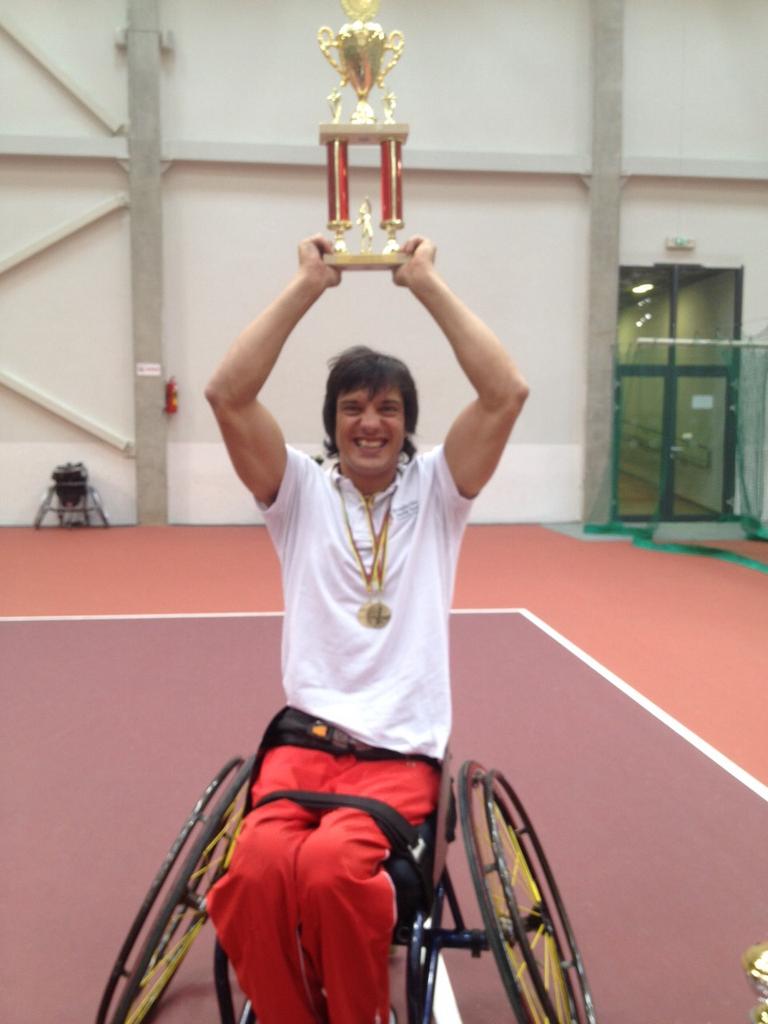 FishMuvi's tweet photo. Quico Tur, Campió Open Lituania 2015 #felicitats #champion #4RIO #Documental http://t.co/tYzCdcanGZ