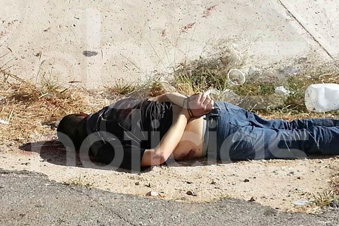BCSnoticias's tweet photo. #ÚLTIMAHORA: Encuentran a hombre muerto en el entronque #SanPedro-#TodosSantos >> http://t.co/AJPHRuerdK http://t.co/Mrq2OK9aGf