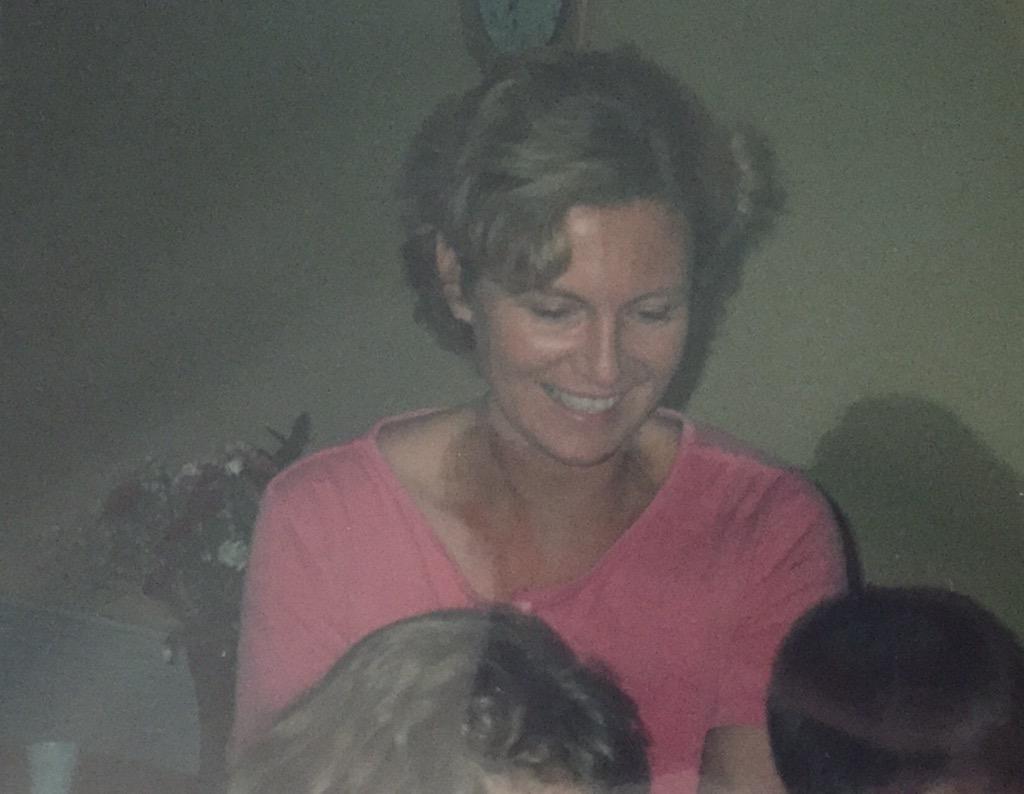 sassykidmeme's tweet photo. When it's Mother's Day #momappreciationtweet http://t.co/MZKORtNaWh
