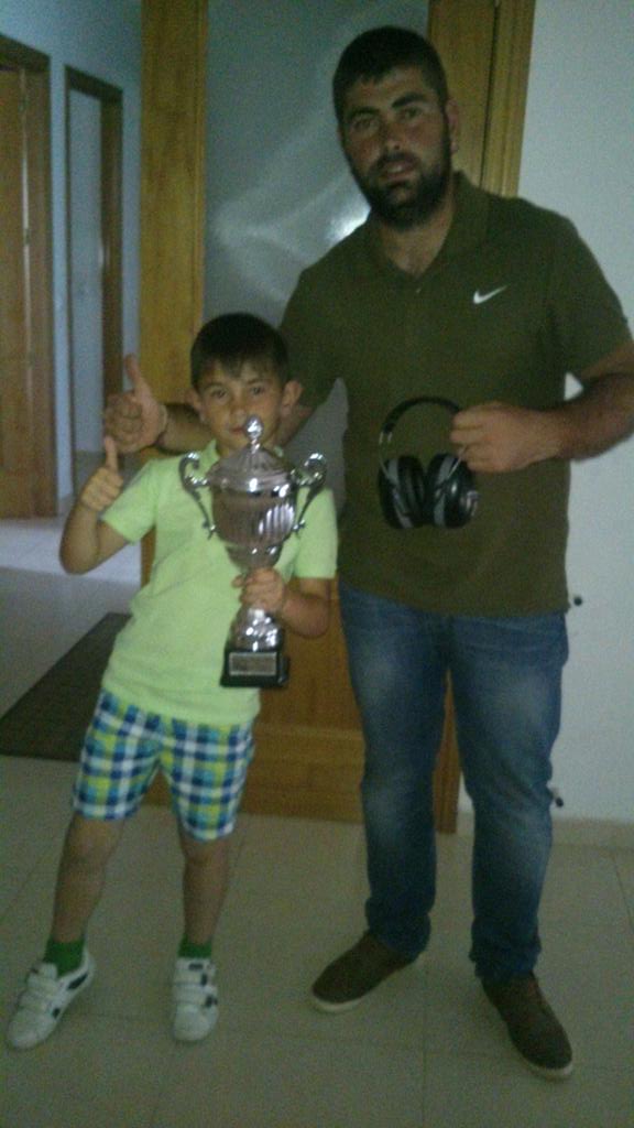 Pedropli's tweet photo. Buen domingo subcampeon en el tiro al plato de valdivia http://t.co/sULv2hadSj