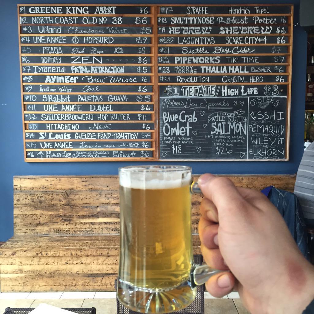 DuseksOnTap's tweet photo. Make sure to give your Mom a Mug today. #MothersDay #muglife http://t.co/xxR6Ziuzh9