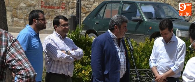 <a href="/luistudanca/">Luis Tudanca</a> anuncia en Ciudad Rodrigo que implantaría urgencias pediátricas  salamancartvaldia.es/not/79528/luis…