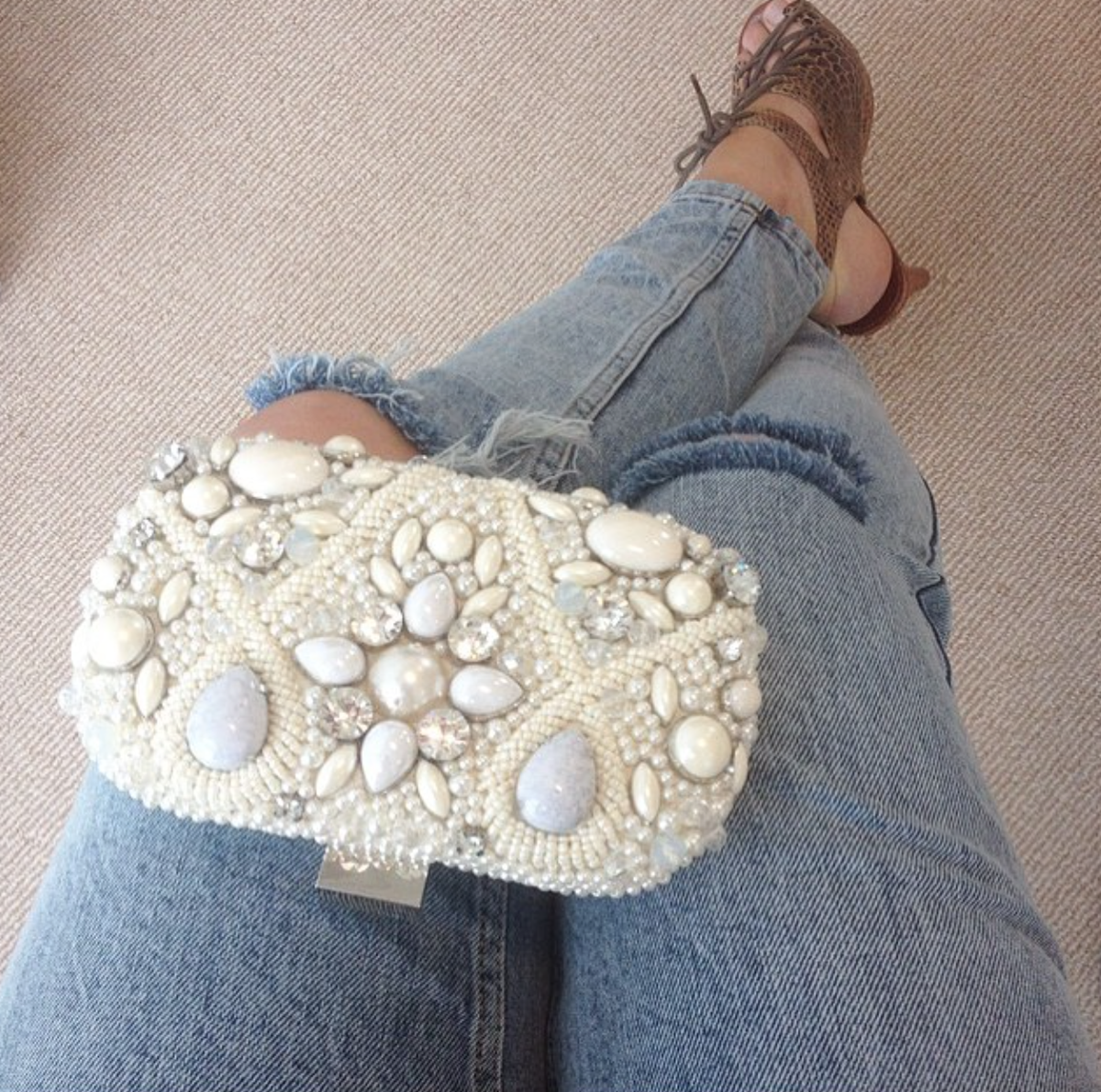 Sunday #style with our 'WINNIE' clutch bag available at 👉🏽vintagestyler.co.uk/winnie-embelli… #fashion #shopping #prom2k15 #prom