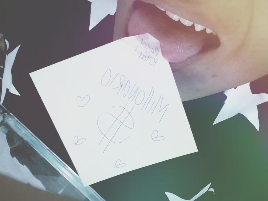 AlexperezZ98's tweet photo. #RETOTROLL #reto54 #reto54 wey sabe inmundo 😱 @Rubiu5 http://t.co/omvlSYRGAv