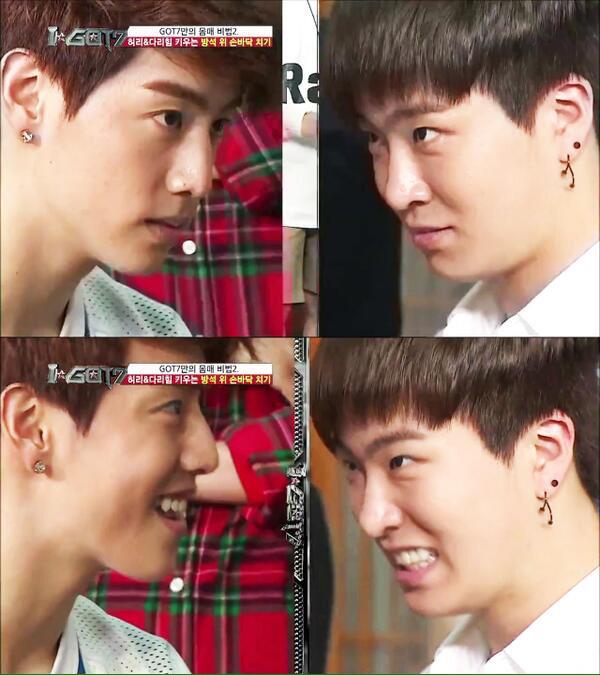 itsaris13's tweet photo. ความไฝว์นี้ #ยองแจคือหน้าตาของวง นะ รู้ไว้ๆ 55555 #มาร์คต้วนคือหนุ่มดั้งแหมบของวง
ดั้งมาร์คจะแทงตาหน้าตาของวงแล้วค่ะ http://t.co/NFM5WdL2TK