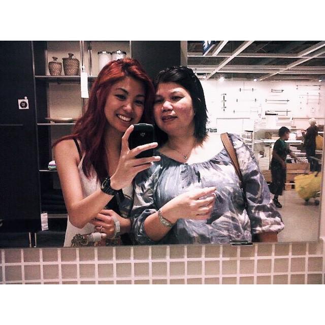 ayerinaaaa's tweet photo. We've had our tough times but this year marked a new beginning for all of us. It'll only g… http://t.co/NDw1WCicT6 http://t.co/sf2N7JHpv4