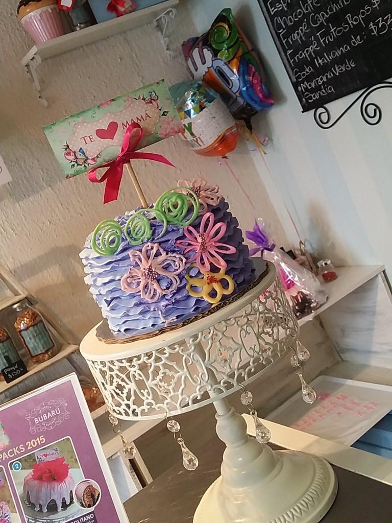 bubaru's tweet photo. Nos quedan Berryman Cake 1 ch y 1 g en Vistahermosa. http://t.co/L4PeBGCnut