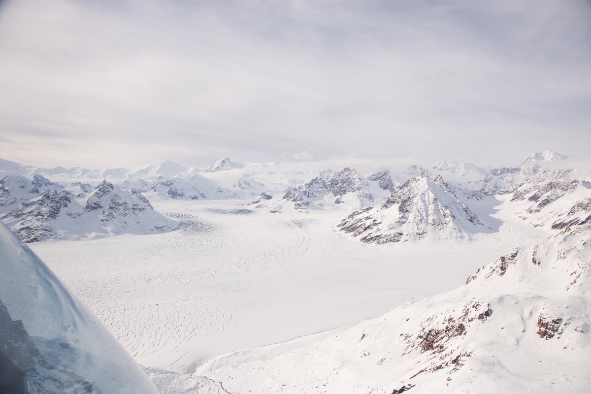 SurvivalAlaska's tweet photo. RT @LifeBelowZeroTV: #ScenicSunday: Snowy mountain peaks. #LifeBelowZero Thurs 9/8c http://t.co/6GVEQWkXH7