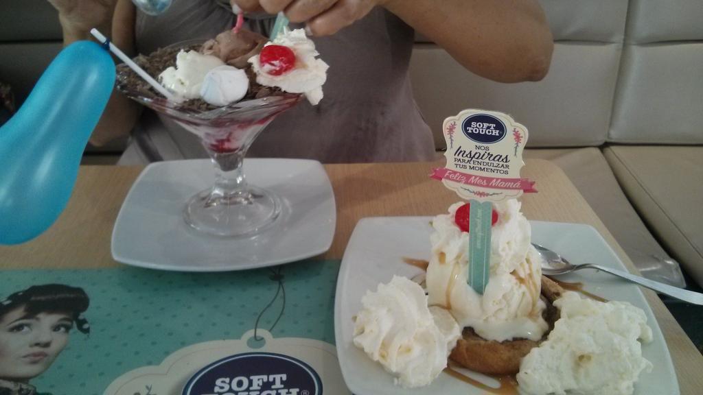 #endulzandoamamá en <a href="/HSoftTouch/">Soft Touch</a> feliz día y feliz cumple mami :)