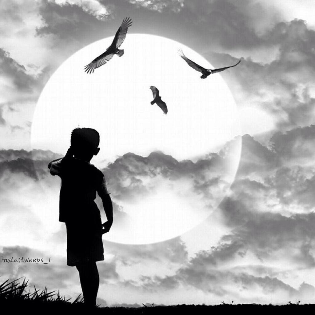 ياطير ياللي لك مع الصبح ميعاد 
غــرد عساه صـوت يجيب خلي 

لـو للي جناحـيك ماكنى بـــعاد 
لرقا سحاب وكل نجم ن مطلي