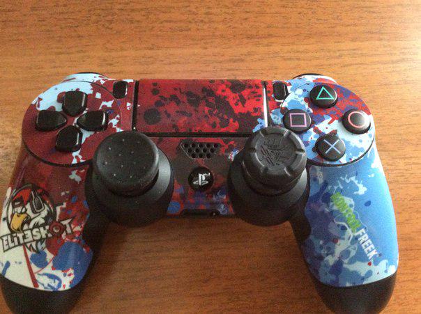 PaulEl98's tweet photo. #COD #EliteShot #PS4 #Rus #Elkool #KontrolFreek http://t.co/07EdRhjaHt