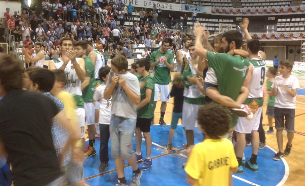 Alfbataller's tweet photo. Enhorabuena x la nueva victoria @Amicscastello !!! http://t.co/unbBaORbDB