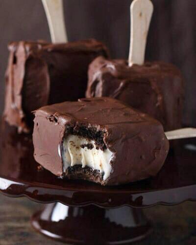 FoodPornAww's tweet image. Chocolate Covered Brownie &amp;amp; Ice Cream Sandwich