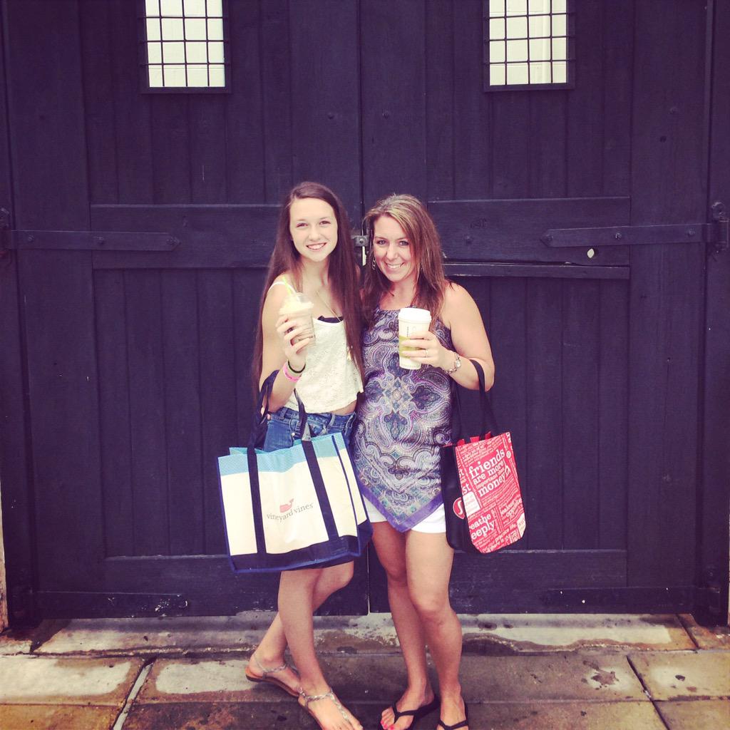 _aubreyh's tweet image. happy Mother's Day!!! 
love you so much &amp;amp; couldn't thank you enough for everything you do❤️❤️❤️❤️ @housewright_2