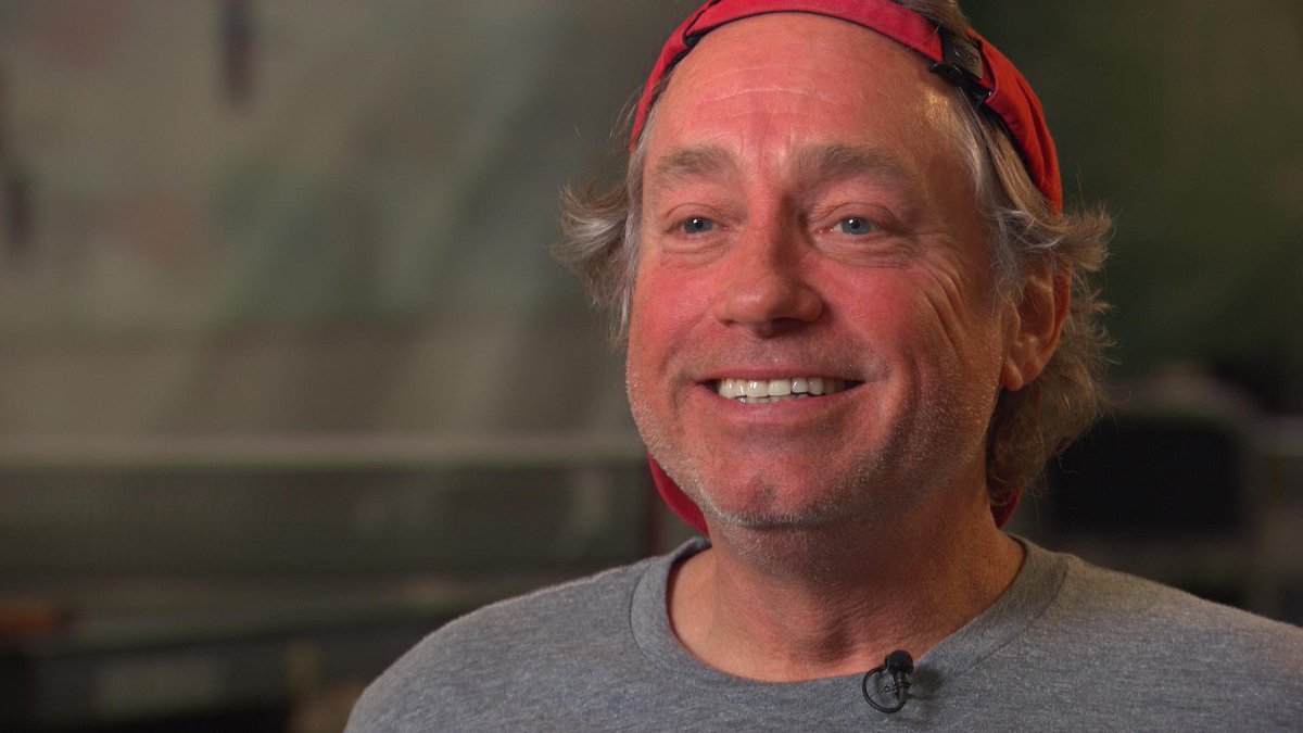 60Minutes's tweet photo. King of CrossFit, @SharynAlfonsi reports http://t.co/Oli6AahdIX http://t.co/gcitdQhnEb