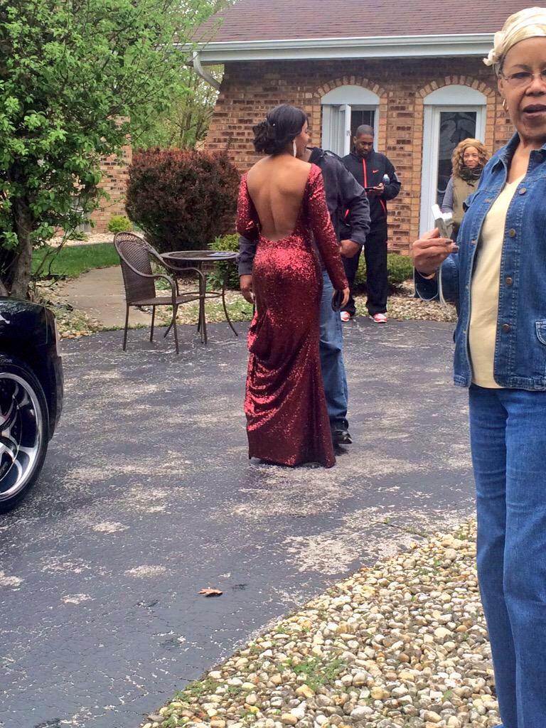 MidwestProm2k15's tweet photo. @KinggBeauty 😏💪 #prom2015 #prom2k15 #prom #prompics2015 #prompics2k15 #promposal2015 http://t.co/2S85O4ODMX