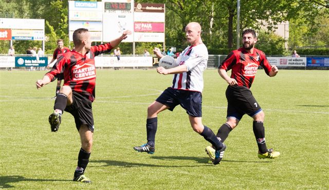 Foto's <a href="/WilhelminaBoys/">WilhelminaBoys</a> - <a href="/BRKHZ/">S.V. Braakhuizen</a> (1-0) trompettercup.wordpress.com/2015/05/10/fot…
#fotos #braakhuizen #wilhelminaboys #trompettercup