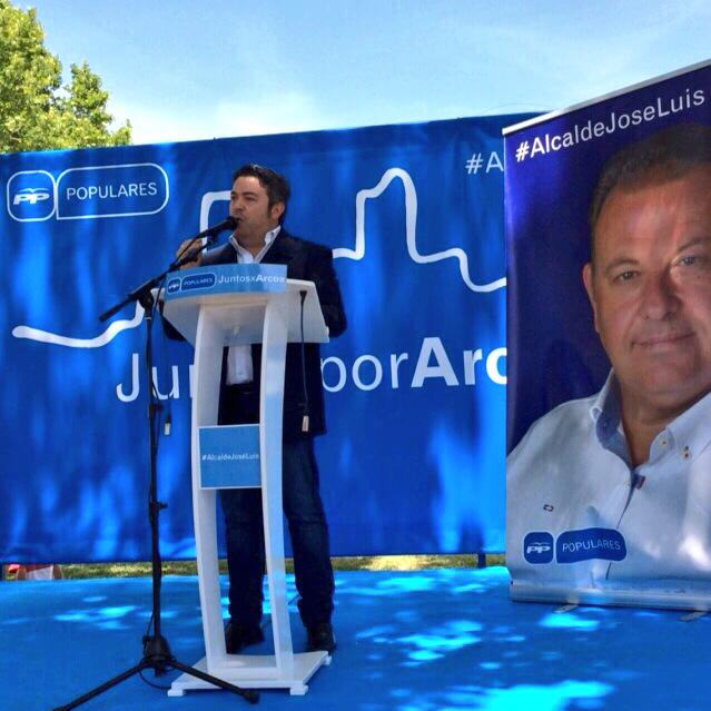 NNGGArcos's tweet photo. Muchas gracias a los vecin@s de Jédula que nos habéis acompañado para arropar a nuestros candidatos.

#JuntosxArcos http://t.co/9ZRBQM84Si