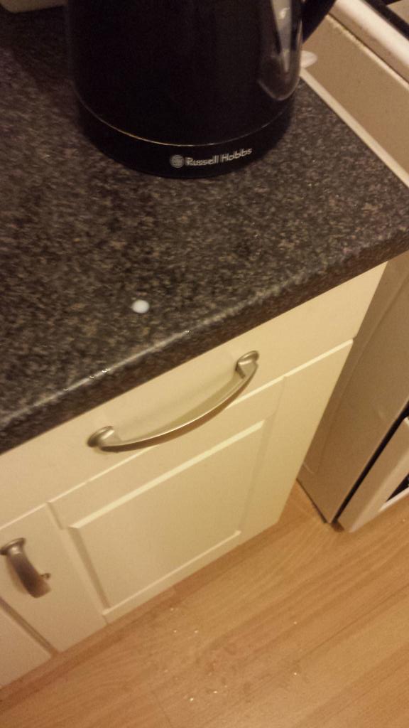 RobinsonMartyn's tweet photo. The Russell Hobbs 3 in 1 kettle... cleans the floor and sides, also burns your foot @RussellHobbsUK 😅 http://t.co/nKxyuc1nQD