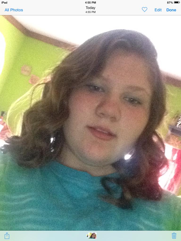 brooklynntoney's tweet photo. I think I love ok so pretty with curly hair http://t.co/1aO8PbQoQy