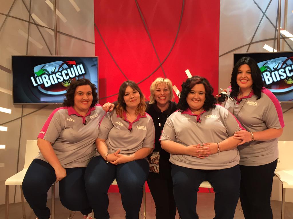 alexlamatrainer's tweet image. Que todo sean lágrimas por reirnos con #LasModelos ! 

Nuestra Rocio Maquilladora las deja nuevas! #labascula5