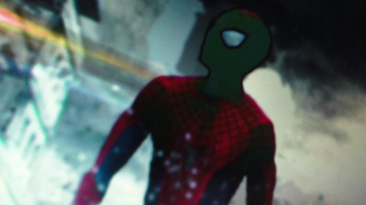 superleetleaker's tweet photo. Leaked picture of Spider-Man in Captain America: Civil War? http://t.co/TL9P8lhjzJ