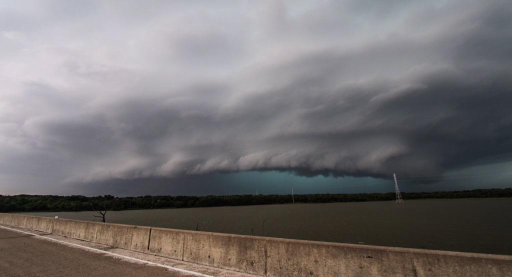 Brian on Twitter "Storm overlooking Aquilla, Texas at 549pm txwx