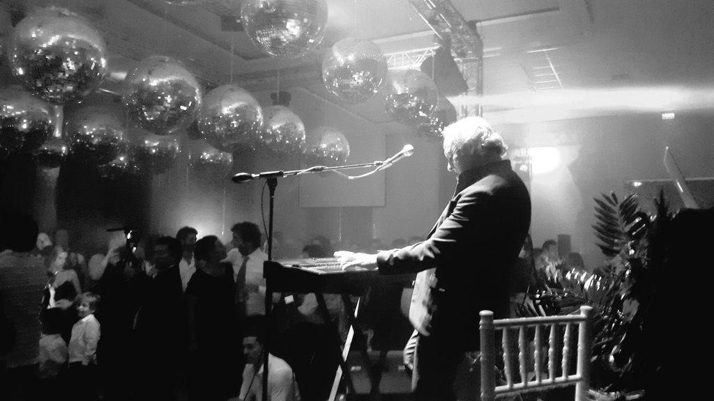 ¡Cesar Banana Pueyrredón ayer en La Rural! #piluymemo