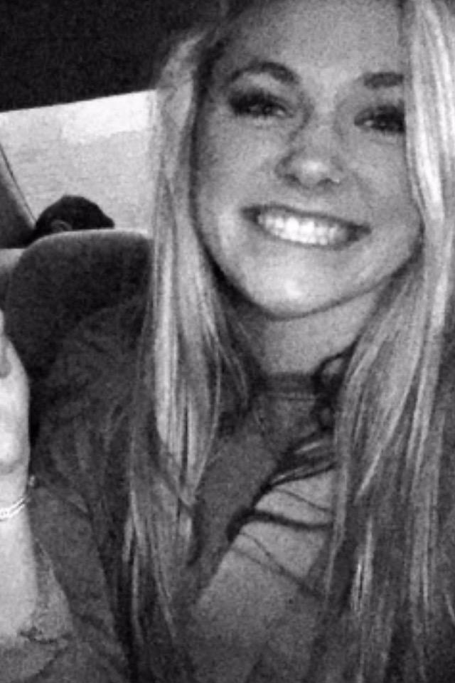 wallace_serena's tweet photo. Birthday selfie🎉 http://t.co/FEWuu2L51l