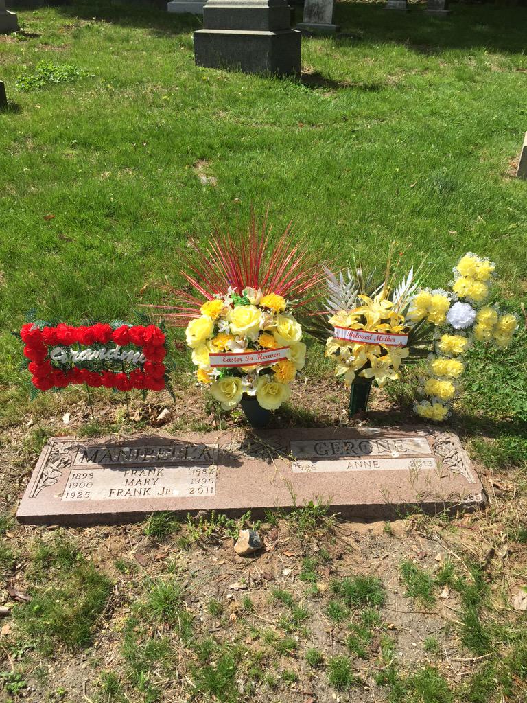 BellaaGeronee7's tweet photo. Happy Mother's Day to you two love and miss you ❤️💕 #gramss & #greatgrams http://t.co/F51VzitY2L