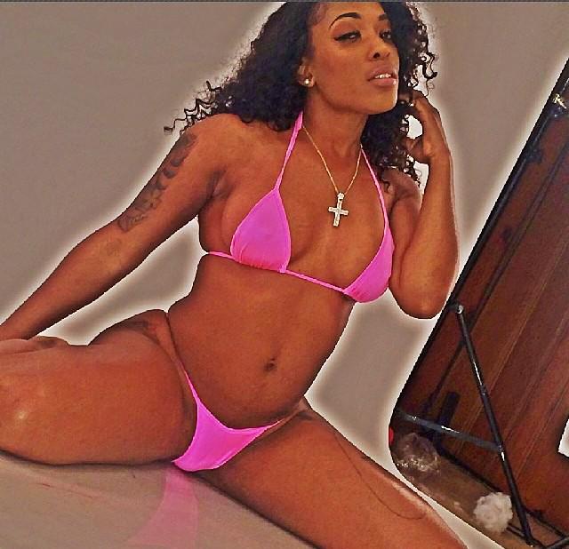 kswinga87's tweet photo. https://t.co/MBLcb0W9d1 @dystraction_thepoleprincess #sexybody #sexyass #fineass #followhersexyass #baddest http://t.co/LbS336uV2c