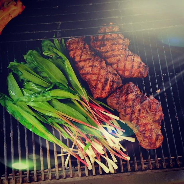 mgodello's tweet photo. From your forest, for you. #ramps #wildleeks #newyorkstrip #grilling #mothersday #happymot… http://t.co/An4GcCWN8R http://t.co/8lSVJlTAi3