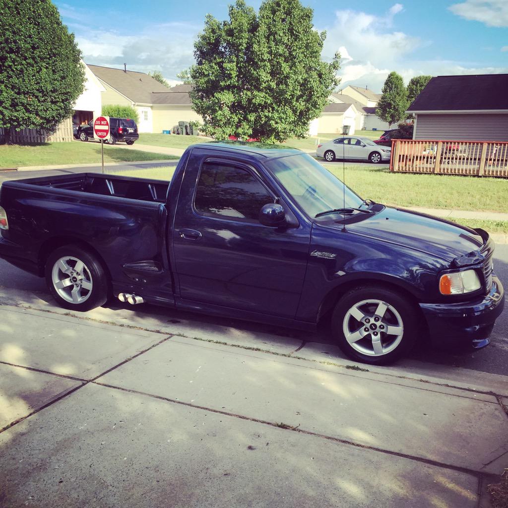 Bahn10Brian's tweet photo. Nothing like driving a clean vehicle! http://t.co/J1ZEWVyrY8