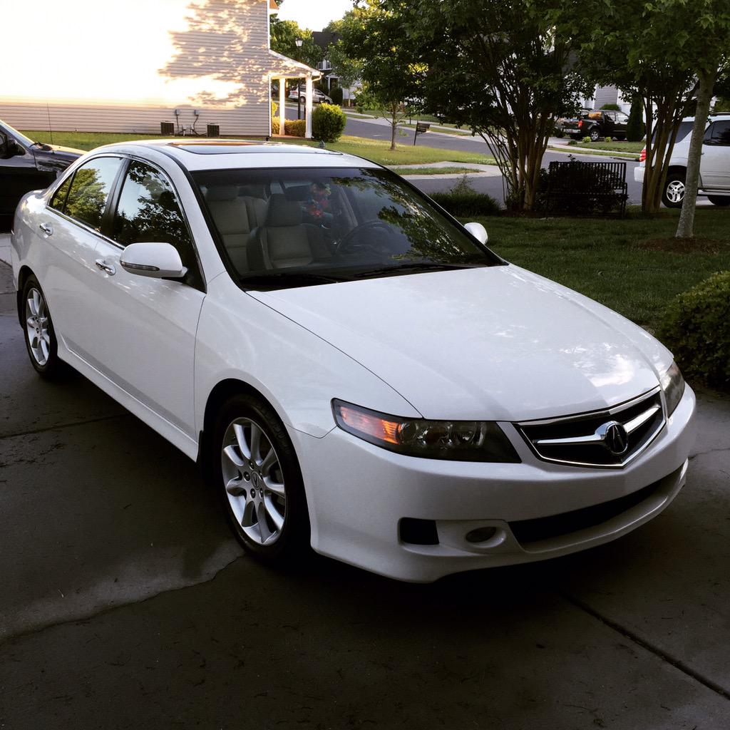 Bahn10Brian's tweet photo. Nothing like driving a clean vehicle! http://t.co/J1ZEWVyrY8