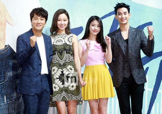 CEs4hcGVAAA5g1x.jpg:large