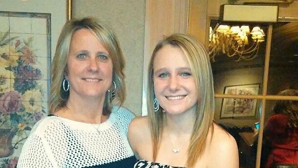 HargroderSusan's tweet photo. @hayyleyann can't imagine life without you! Love,  love, love  you! http://t.co/6g9iLnXk8J