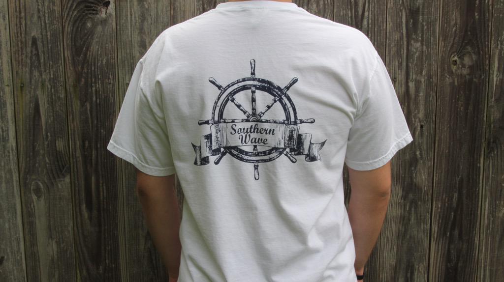 southernwaveco's tweet photo. End the weekend right by grabbing a shirt from our collection! #WearTheWaves 

Shop: http://t.co/piGkCisHzG http://t.co/xTWyJ3ctx0