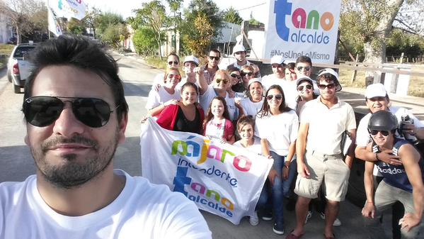SigueContigo's tweet photo. Felicitaciones @CStopingi por ser electo alcalde de Sarandi Grande y así convertirse en alcalde más joven del país! http://t.co/bN09zXbm23