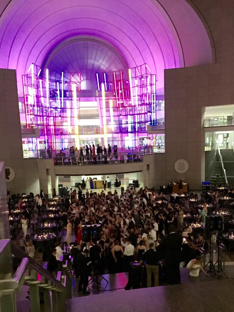 ProgramBoardCUA's tweet photo. Another picture of the gorgeous venue and Class of 2015! #CUASeniorWeek http://t.co/IM1zTdDPpL