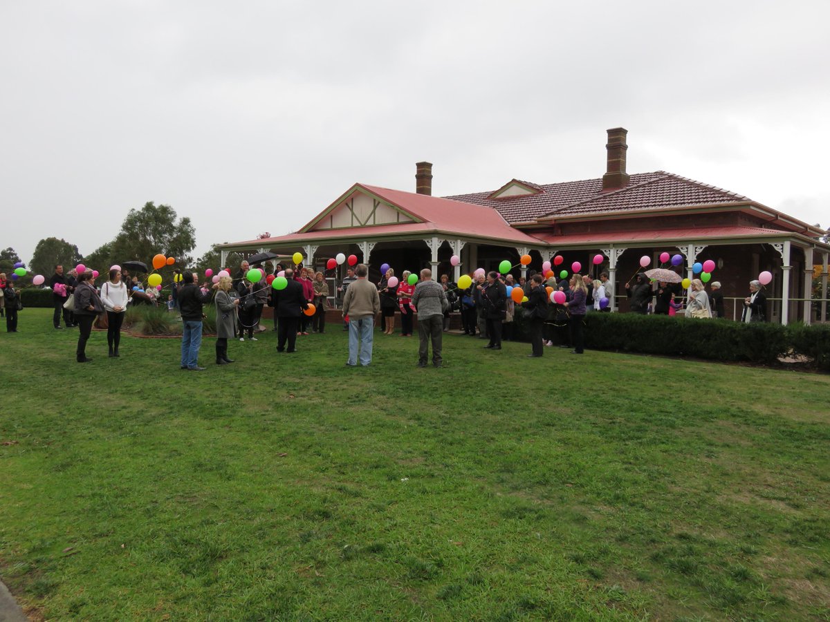 LePineFunerals's tweet photo. Le Pine Lilydale’s Mother’s Day Memorial Service helps those experiencing grief: http://t.co/tPXTufGePt http://t.co/ljtdNd6pRP