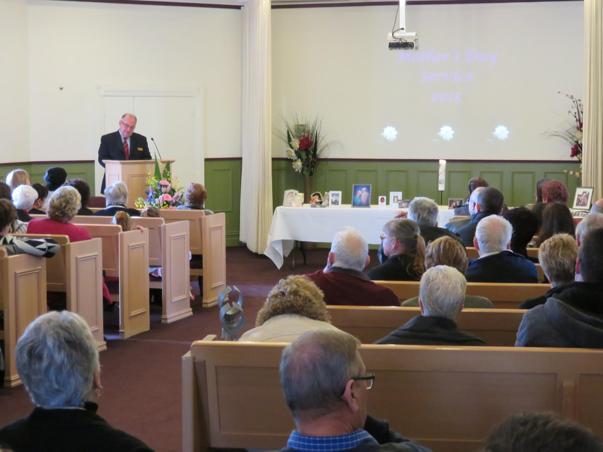 LePineFunerals's tweet photo. Le Pine Lilydale’s Mother’s Day Memorial Service helps those experiencing grief: http://t.co/tPXTufGePt http://t.co/ljtdNd6pRP
