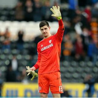 Oh iya, Happy Birthday buat Thibaut Courtois yg ke 23 ya. Semoga makin betah aja di Chelsea :* 