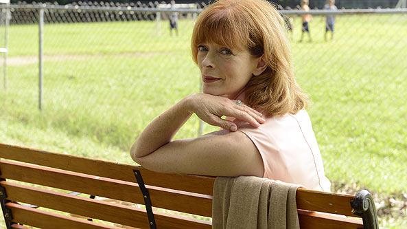 Las pelirrojas me pierden (como a Eastwood)...
Happy Birthday, Frances Fisher!!! 