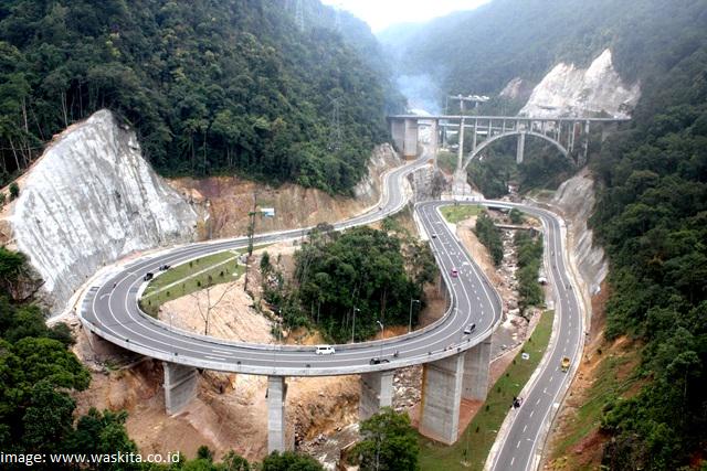 Morning ride di Jembatan Kelok 9 - Sumatera Barat? Pasti seru, Riders!