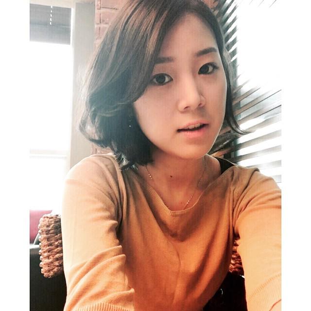 Pynkbookamy's tweet photo. RT 💇🏻#단발 .#변화 .#결심 “When a girl cuts her hair short..."
#shorthair #changinghair #얼스타그램 #hairsalon #selfie #꽃날스타그램 … http://t.co/7u7xKIY3h8
